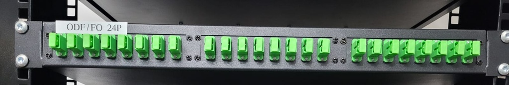 Odf/ organizador de fibra optica 24 hilos para rack con uniones sc/apc completo