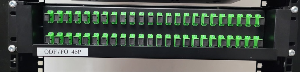Odf/ organizador de fibra optica 48 hilos para rack con uniones sc/apc completo
